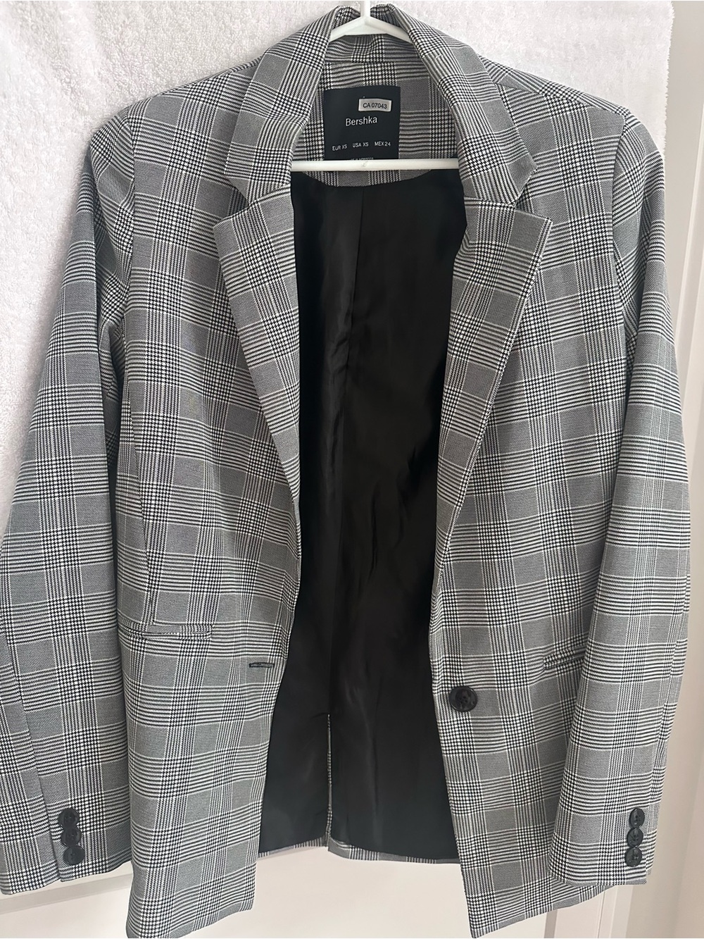 Bershka Women’s Black & Gray Plaid Blazer Sz XS